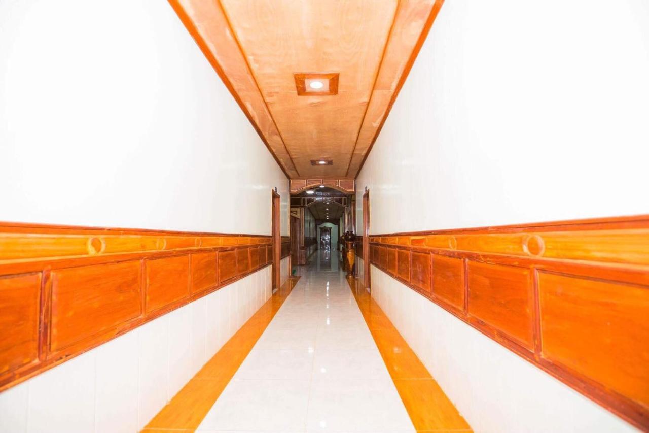 Ly Meng Hotel バッタンバン エクステリア 写真